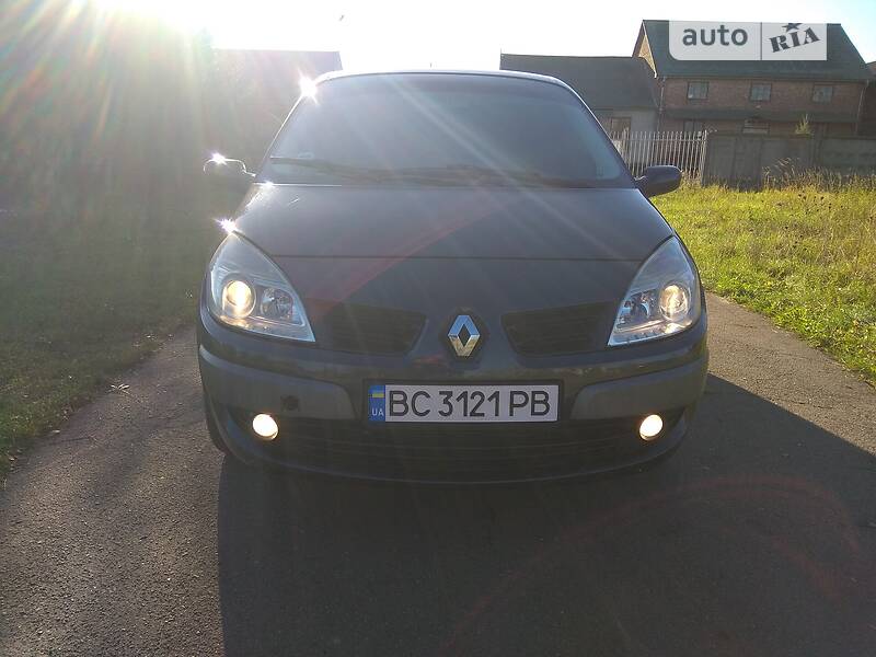 Renault Grand Scenic