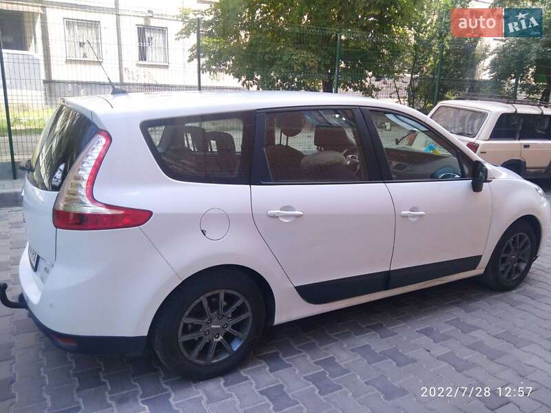 Минивэн Renault Grand Scenic 2010 в Днепре