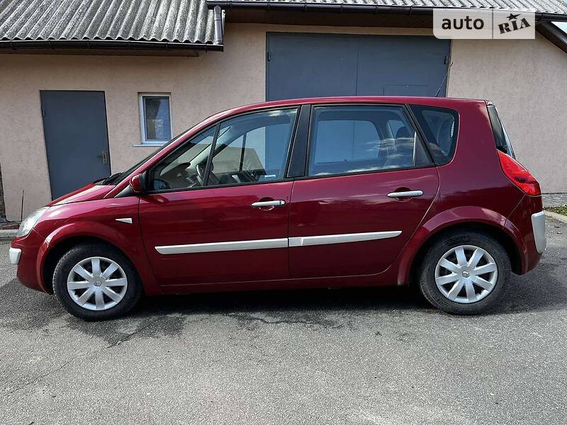 Минивэн Renault Grand Scenic 2009 в Баре