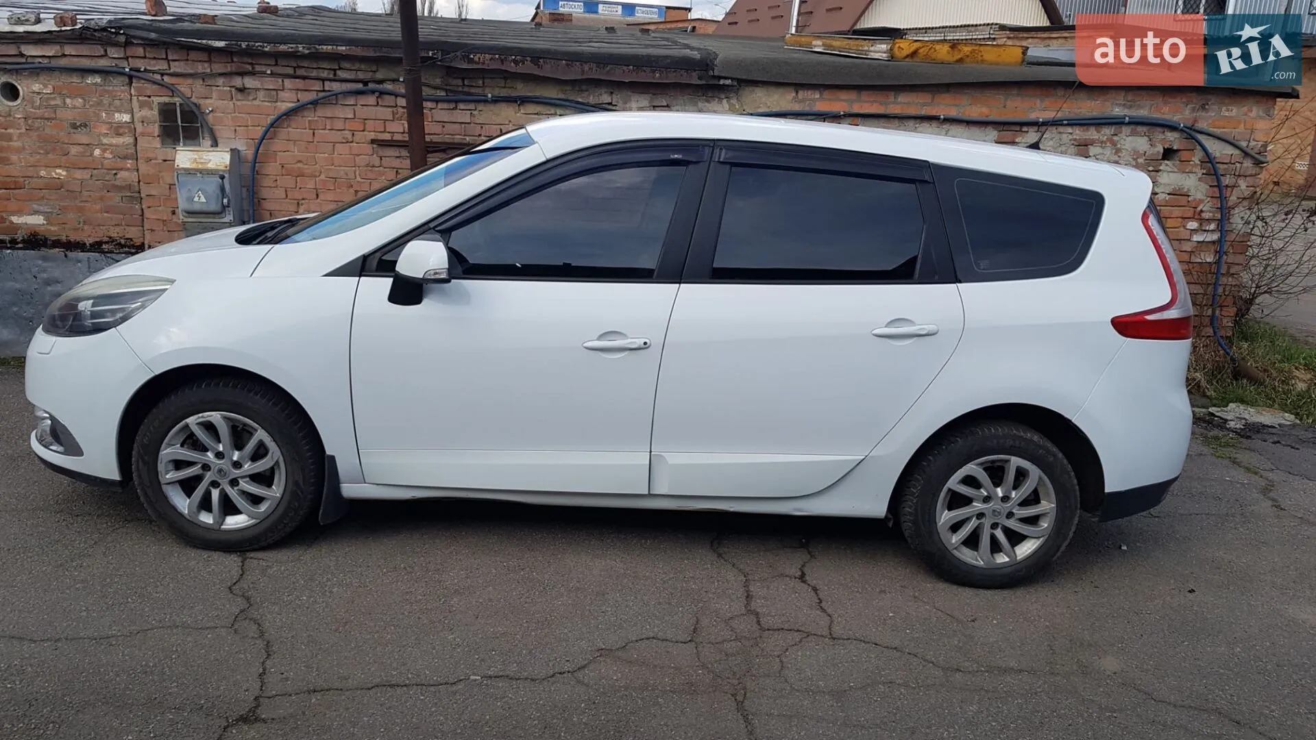 2013 Renault Scenic - мініатюра 2