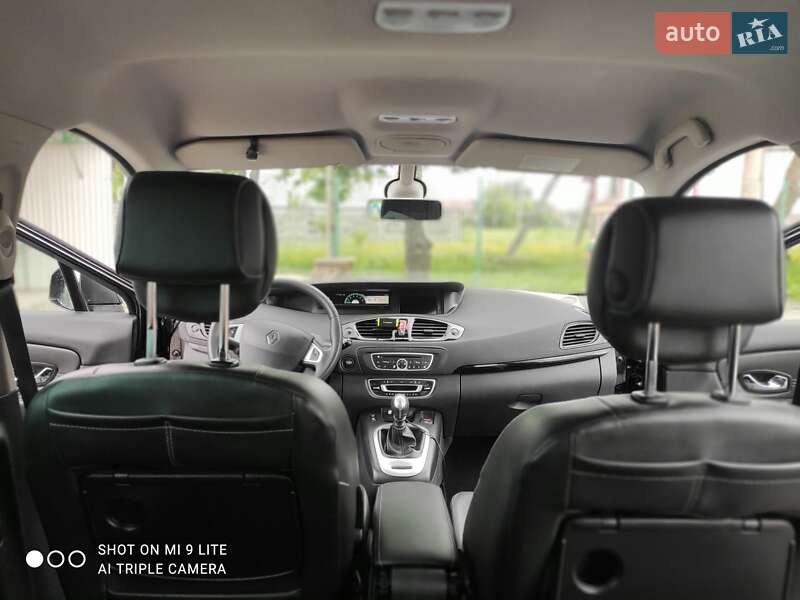 Мінівен Renault Grand Scenic 2011 в Чернівцях