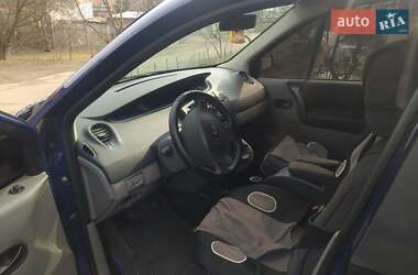 Минивэн Renault Grand Scenic 2005 в Богодухове