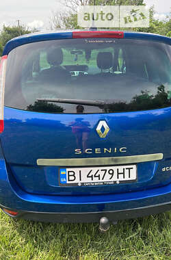 Минивэн Renault Grand Scenic 2010 в 