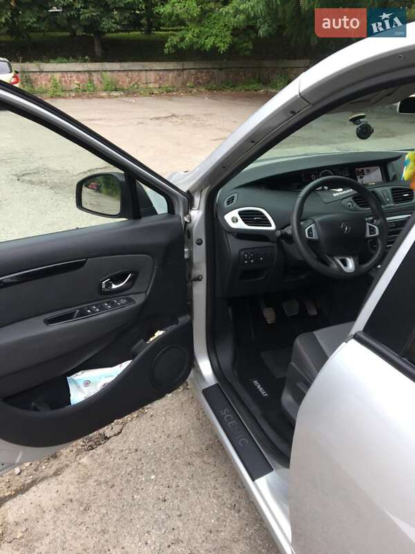Минивэн Renault Grand Scenic 2013 в Калуше