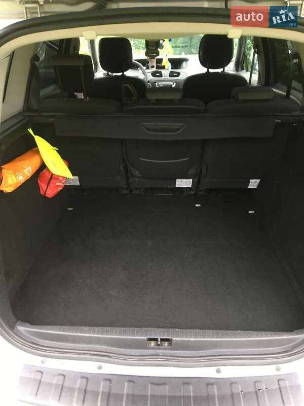 Минивэн Renault Grand Scenic 2013 в Калуше