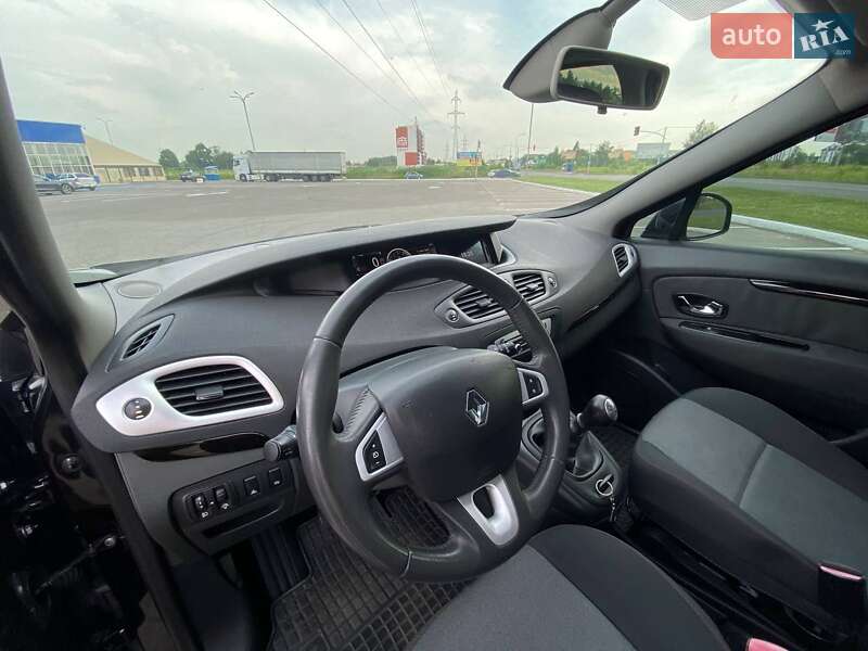Мінівен Renault Grand Scenic 2012 в Луцьку
