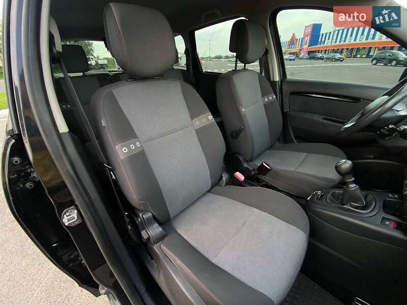 Мінівен Renault Grand Scenic 2012 в Луцьку