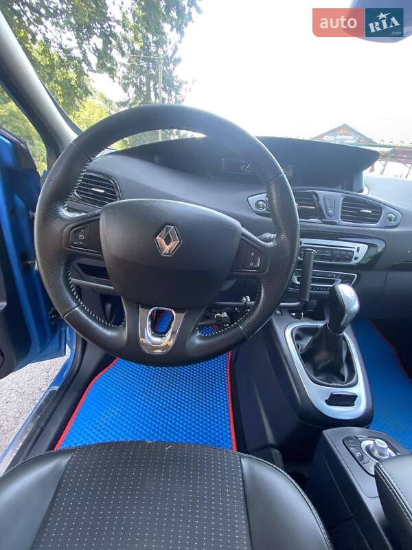 Мінівен Renault Grand Scenic 2013 в Бурштині