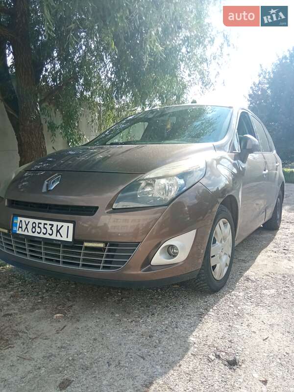 Минивэн Renault Grand Scenic 2009 в Харькове фото 2 Минивэн Renault Grand Scenic 2009 в Харькове