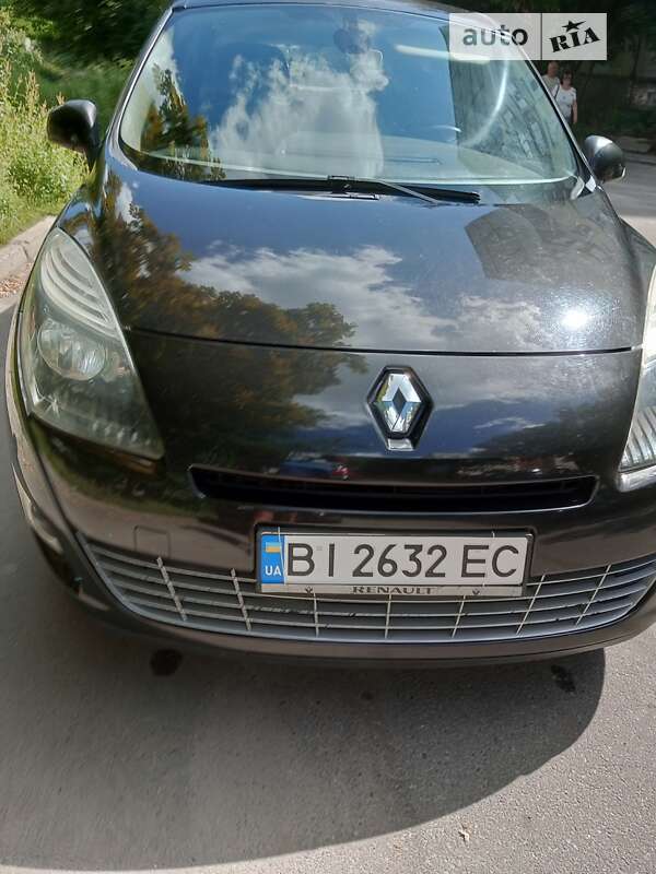 Минивэн Renault Grand Scenic 2009 в Полтаве