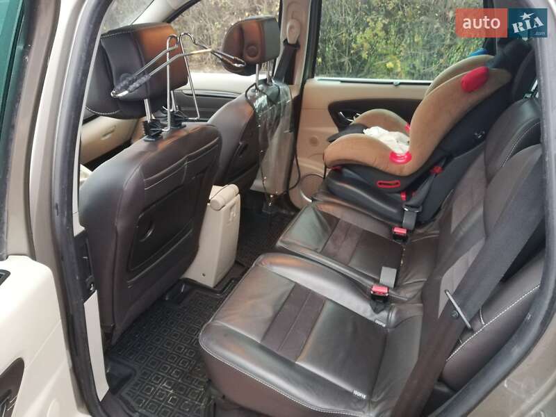 Минивэн Renault Grand Scenic 2013 в Луцке