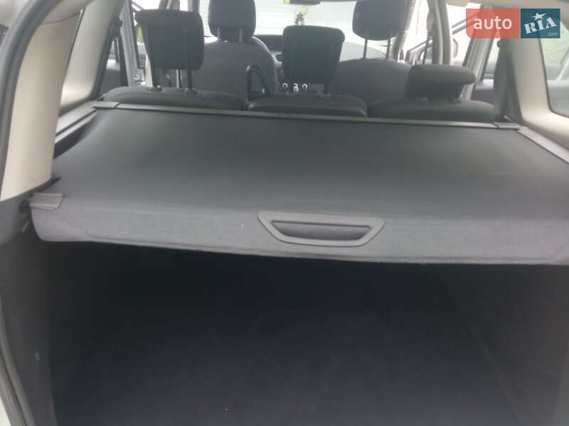 Минивэн Renault Grand Scenic 2010 в Белогорье