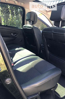 Мінівен Renault Grand Scenic 2012 в 