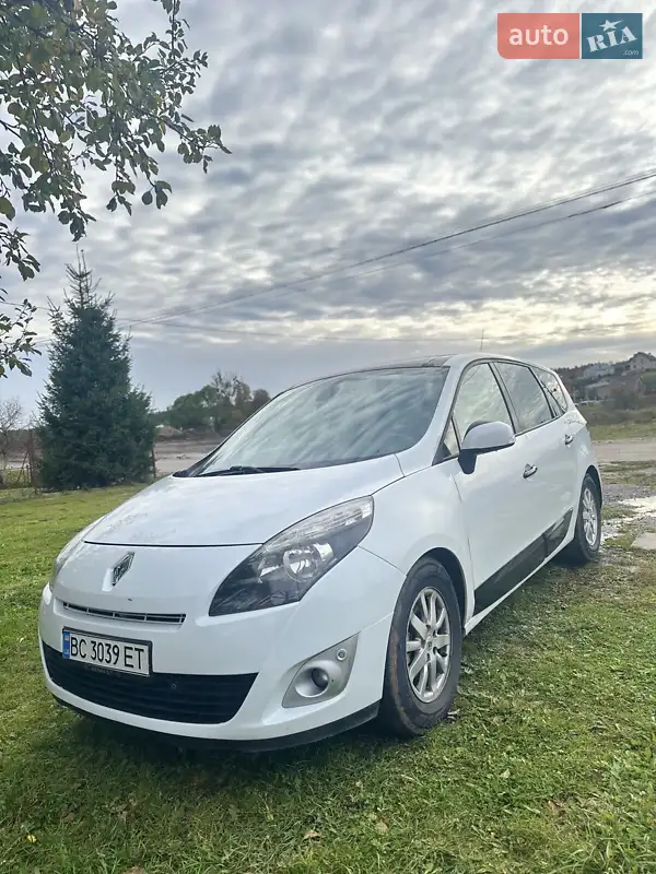 Renault Grand Scenic 2010