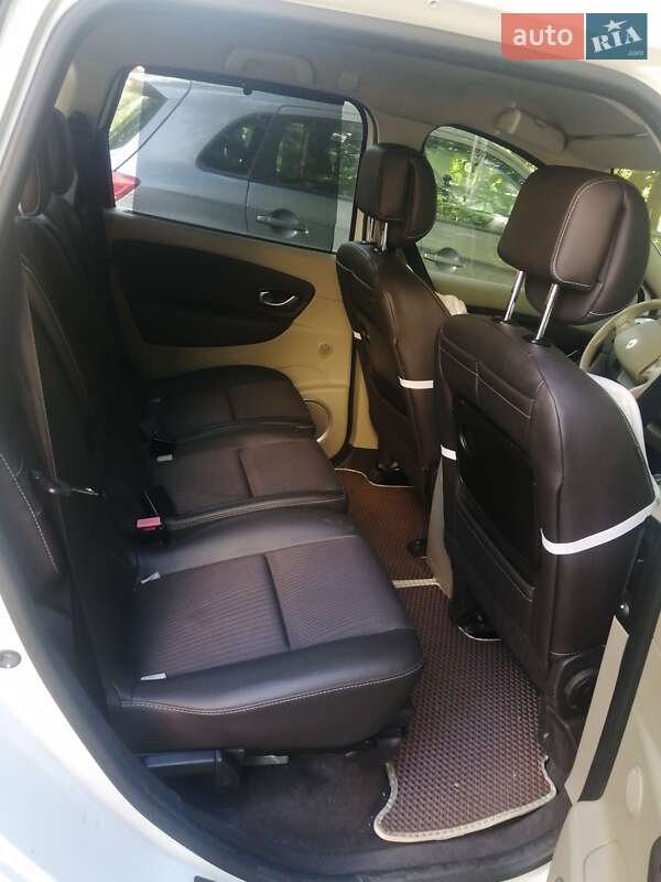 Минивэн Renault Grand Scenic 2009 в Желтых Водах