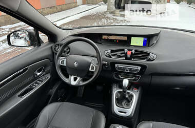 Минивэн Renault Grand Scenic 2011 в 