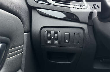 Минивэн Renault Grand Scenic 2011 в 