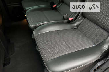 Минивэн Renault Grand Scenic 2011 в 