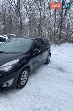 Минивэн Renault Grand Scenic 2011 в Умани