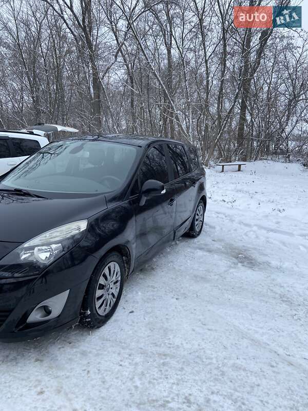 Минивэн Renault Grand Scenic 2011 в Умани фото 6 Минивэн Renault Grand Scenic 2011 в Умани