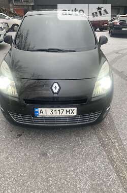 Мінівен Renault Grand Scenic 2010 в Києві