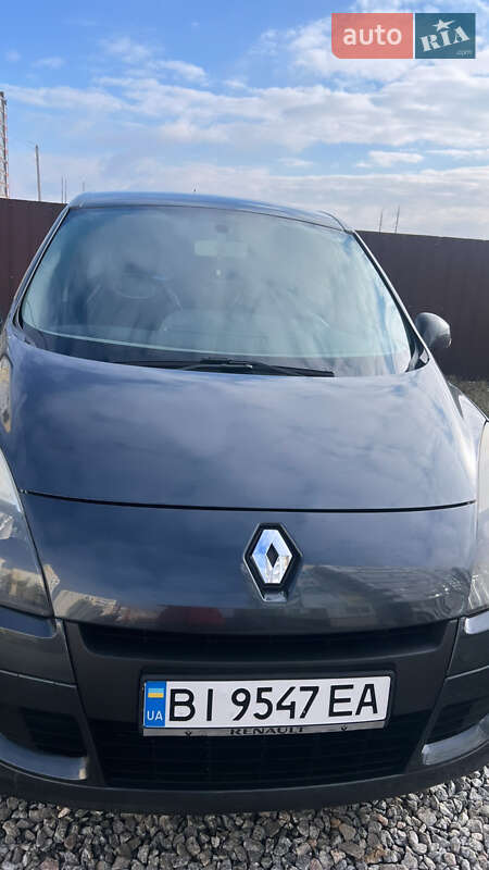 Renault Grand Scenic 2010
