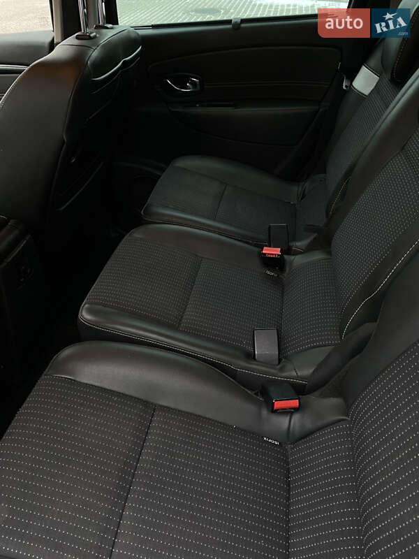 Мінівен Renault Grand Scenic 2015 в Чорткові