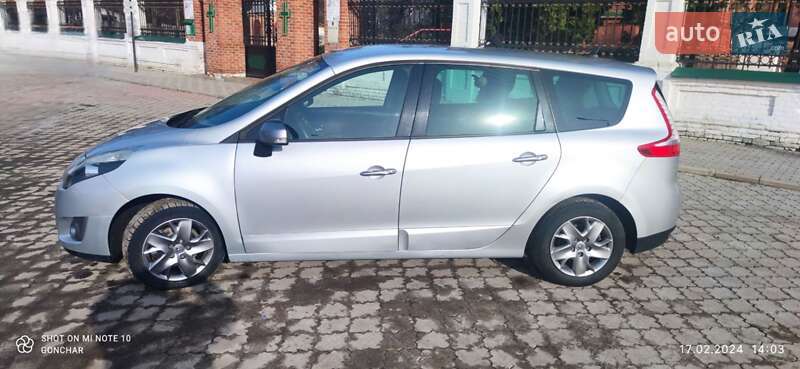Мінівен Renault Grand Scenic 2011 в Тростянці