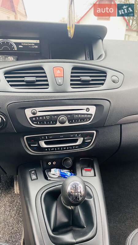 Минивэн Renault Grand Scenic 2009 в Ровно