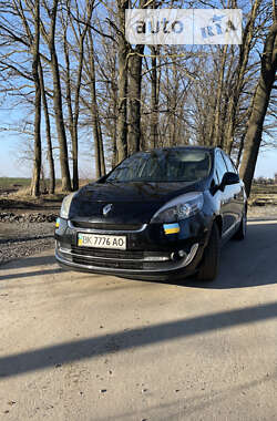 Минивэн Renault Grand Scenic 2013 в Здолбунове