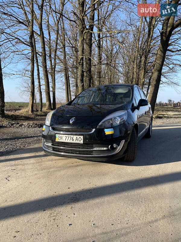 Renault Grand Scenic 2013
