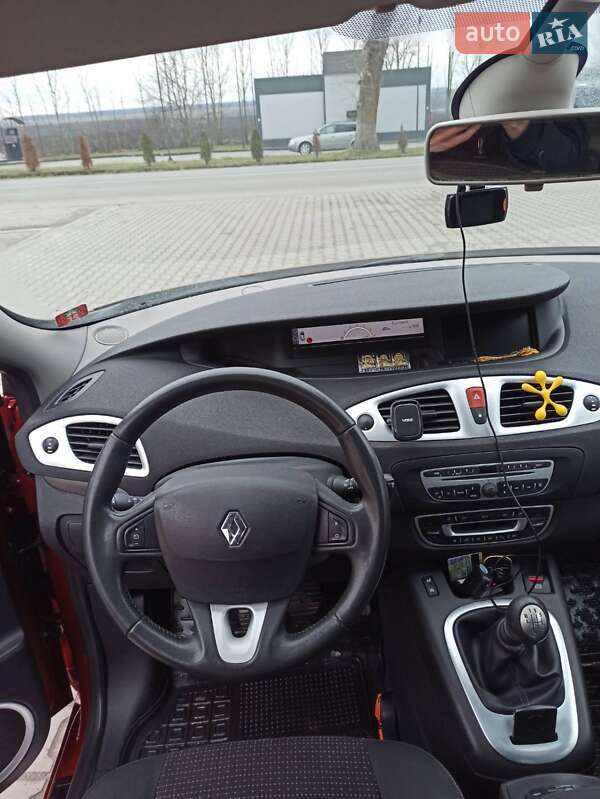 Минивэн Renault Grand Scenic 2009 в Красилове