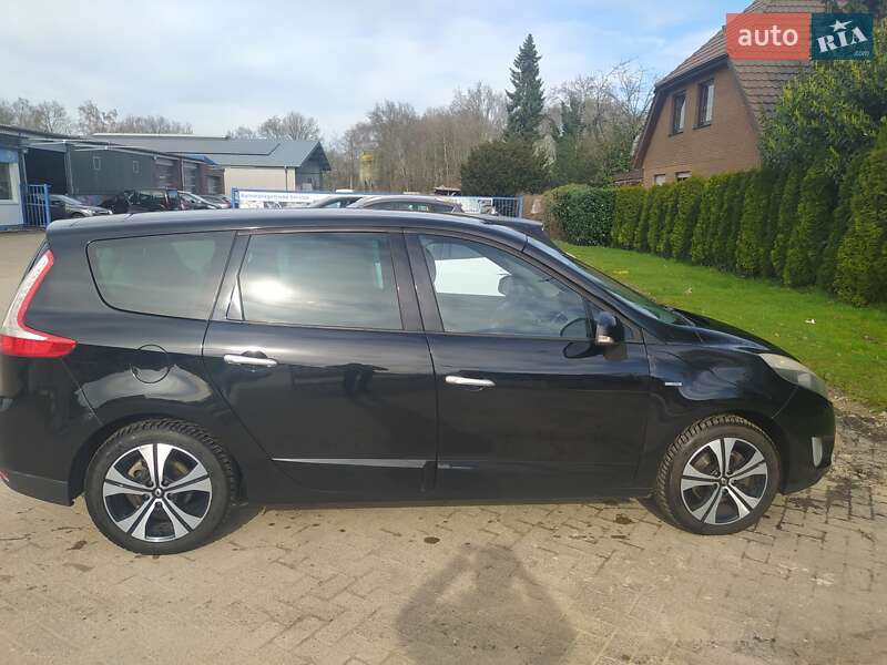 Минивэн Renault Grand Scenic 2011 в Харькове