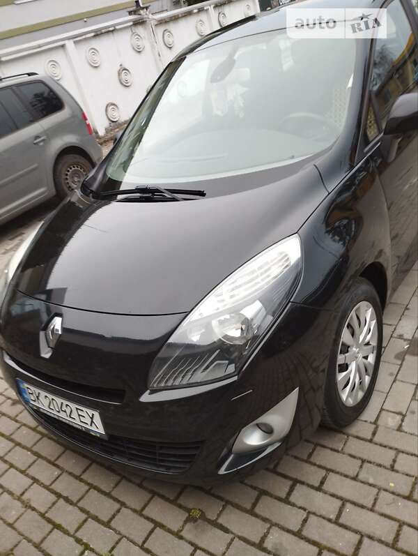 Мінівен Renault Grand Scenic 2011 в Рівному