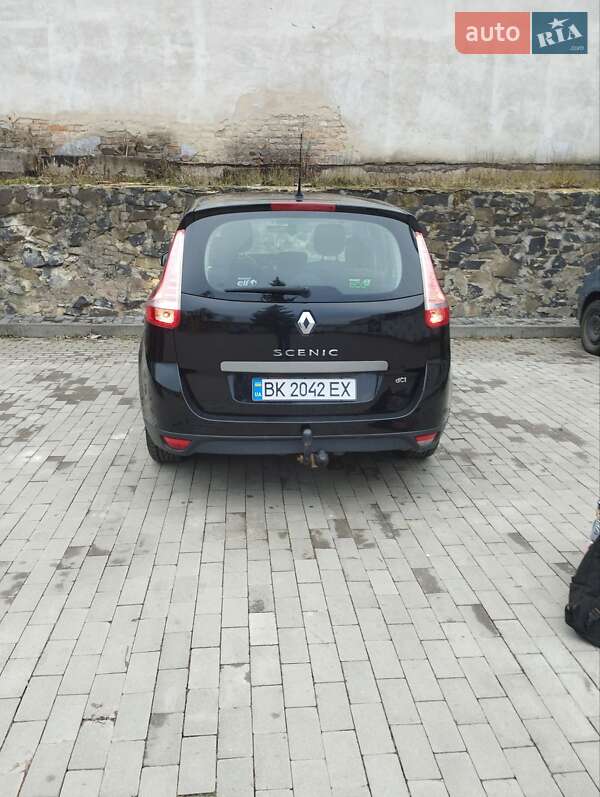 Минивэн Renault Grand Scenic 2011 в Ровно