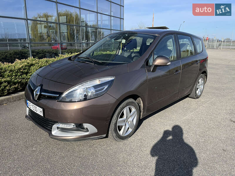 Renault Grand Scenic 2013