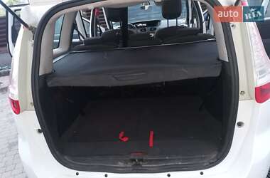 Минивэн Renault Grand Scenic 2014 в 