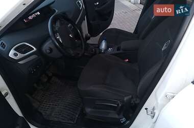 Минивэн Renault Grand Scenic 2014 в Городке