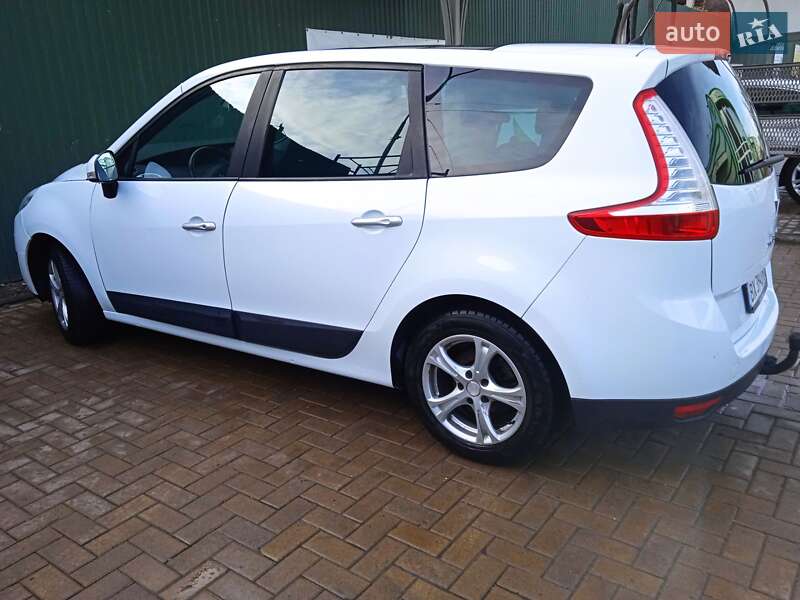 Мінівен Renault Grand Scenic 2010 в Львові