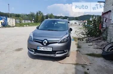 Renault Grand Scenic 2015