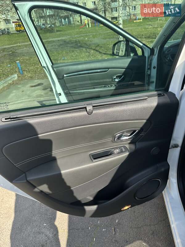 Минивэн Renault Grand Scenic 2013 в Луцке