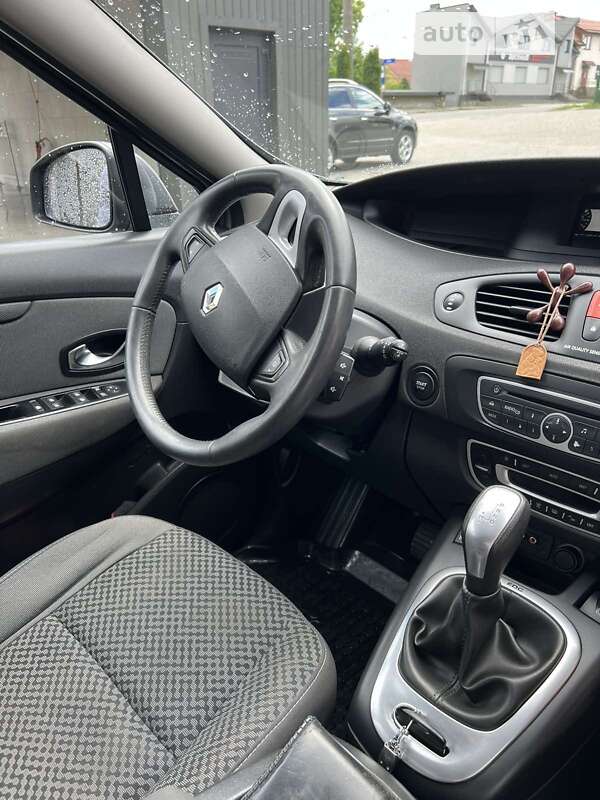 Мінівен Renault Grand Scenic 2011 в Івано-Франківську