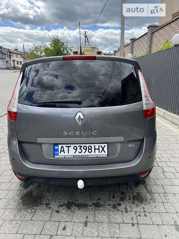 Мінівен Renault Grand Scenic 2011 в Івано-Франківську