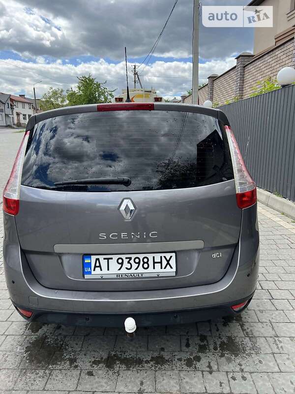 Мінівен Renault Grand Scenic 2011 в Івано-Франківську