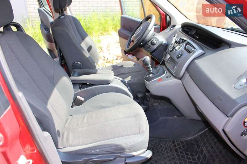 Мінівен Renault Grand Scenic 2006 в Сумах