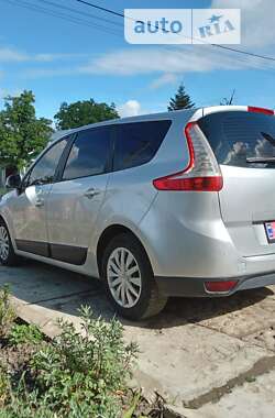 Минивэн Renault Grand Scenic 2011 в Калуше