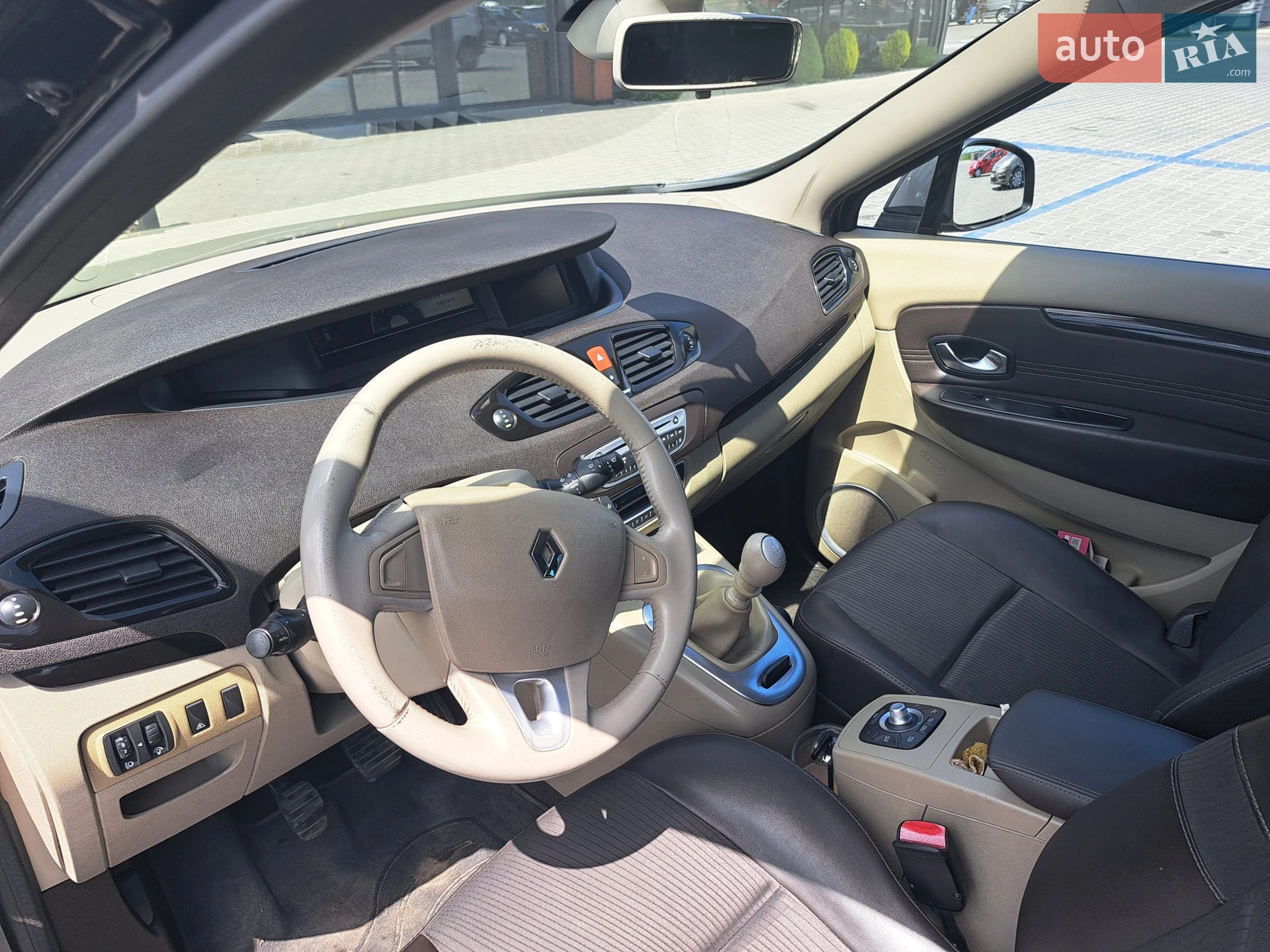 2011 Renault Scenic - мініатюра 17
