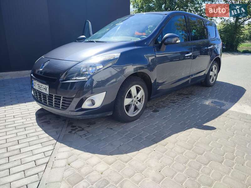 Минивэн Renault Grand Scenic 2010 в Снятине