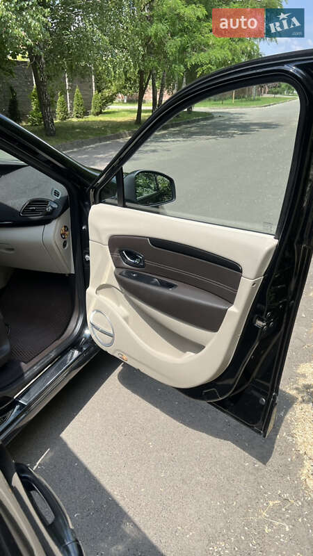 Мінівен Renault Grand Scenic 2014 в Рівному