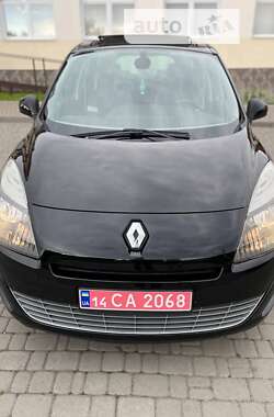 Мінівен Renault Grand Scenic 2011 в Стрию